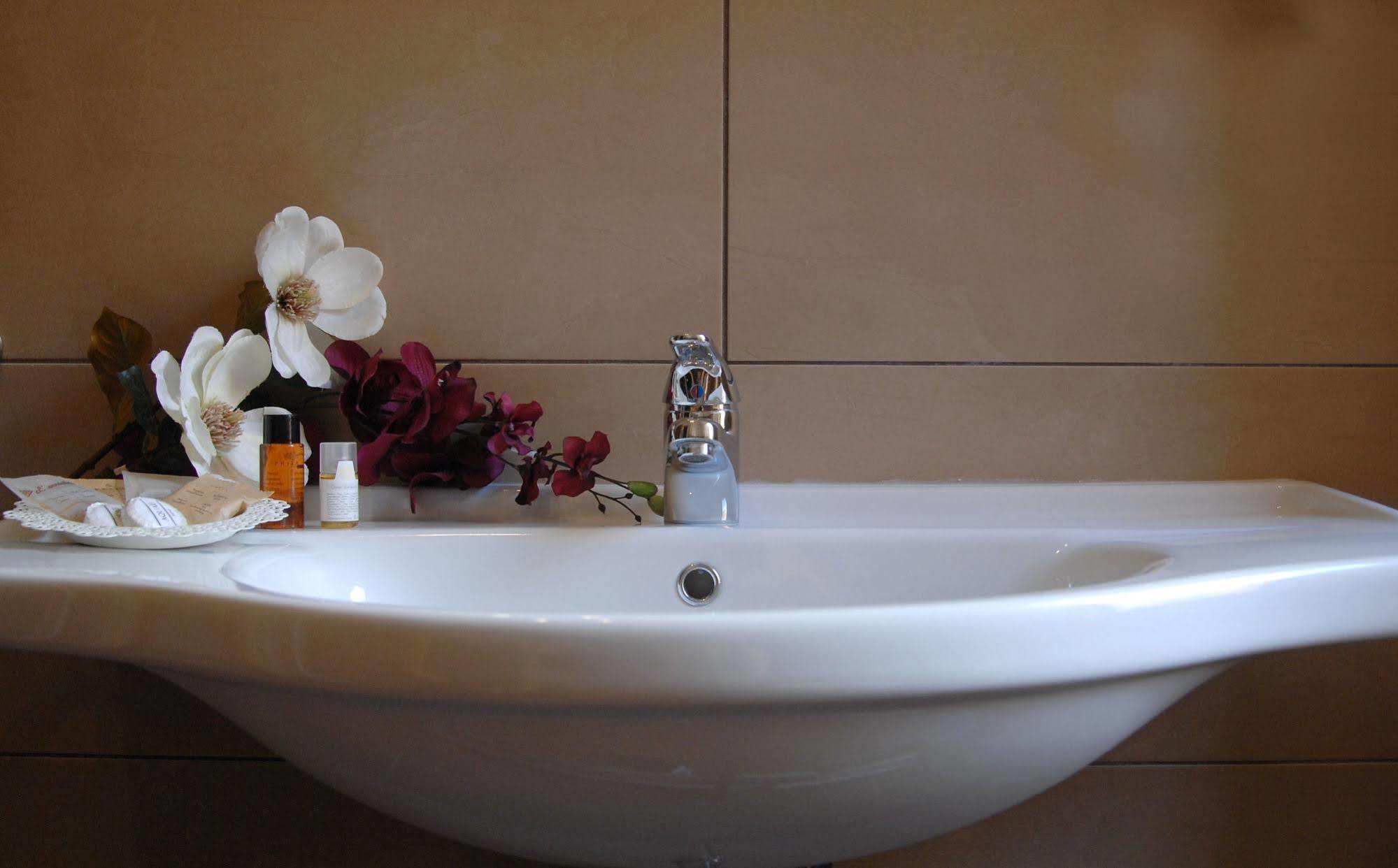 Hotel Elyse' Roma Esterno foto
